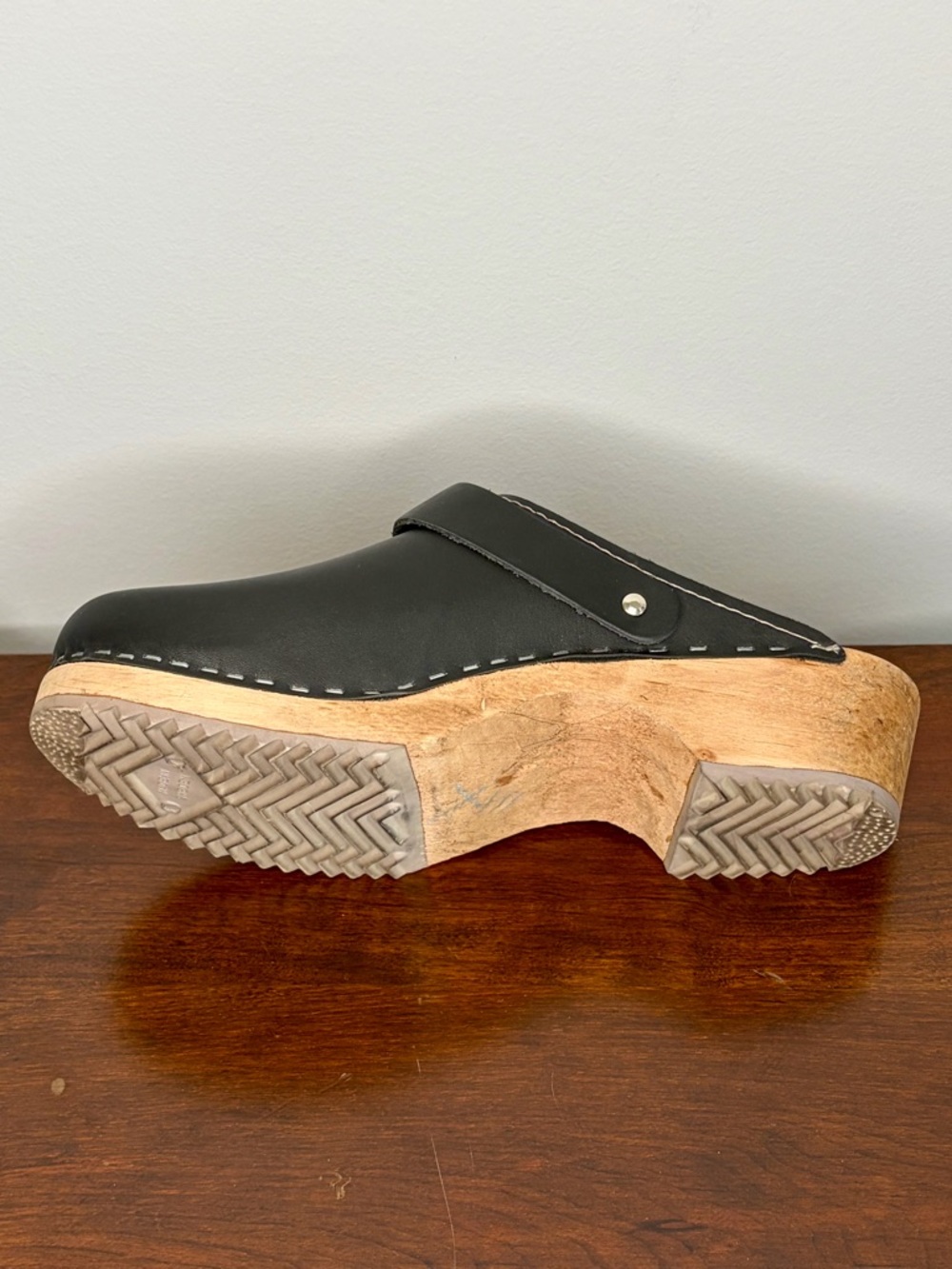 MIA Black Leather Clogs with Natural Wood Sole 39 - Picture 5 of 8